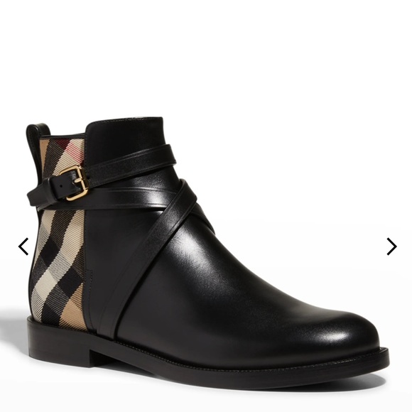 BRAND NEW Burberry Chelsea boots - Picture 2 of 5
